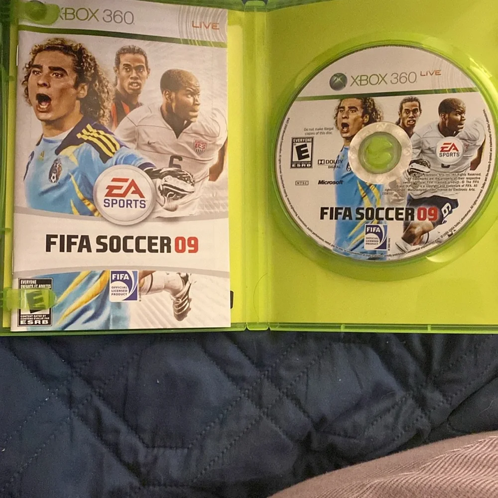 FIFA Soccer 2009 EA Sports Xbox 360 Video Game EUC